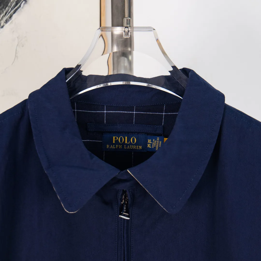 P380 zp version [exclusive supply] - Ralph Lauren/Ralph Lauren classic evergreen 2.5 plaid lining contrast lapel veteran casual jacket - 40 count high-density fine bias sand washing on the face 2.5 linear plaid lining ✅ - POLO brand zipper dark and light two-color buttons ✅ - Contrast color cloth lapel with internal storage pocket ✅ -Ralph Lauren/Ralph Lauren classic unisex veteran zipper jacket High-grade solid-color plaid lining High-count smooth fabric Regular lapel style with hidden zipper Elastic hem Casual style Very suitable for unisex wear Suitable for both men and women Good for commuting Classic and durable Color: Black Khaki Navy Size: S M L XL Number: WW10737